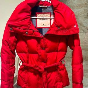 Hollister women’s size medium down winter jacket coat